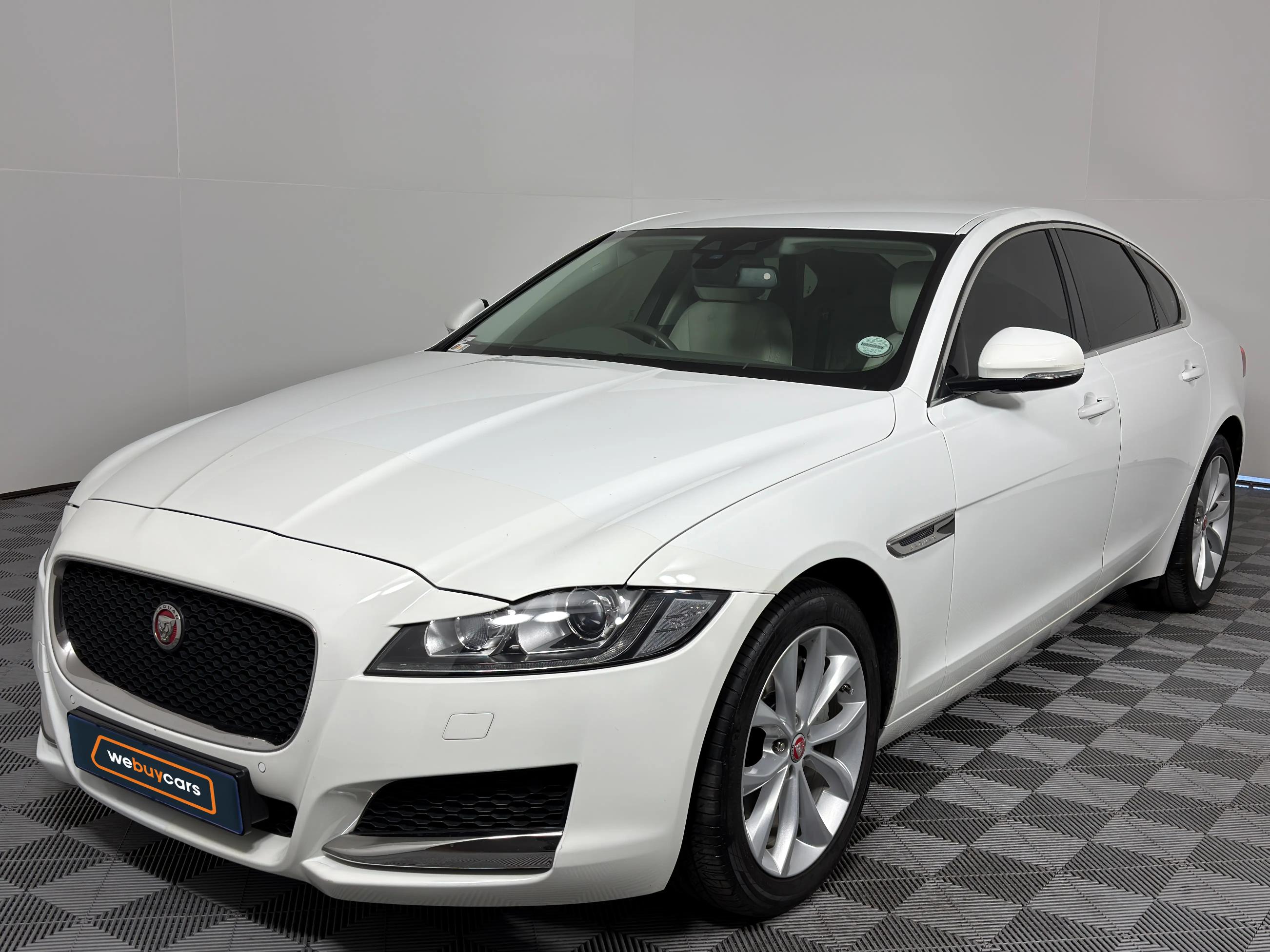 Used 2017 Jaguar XF 20d Prestige