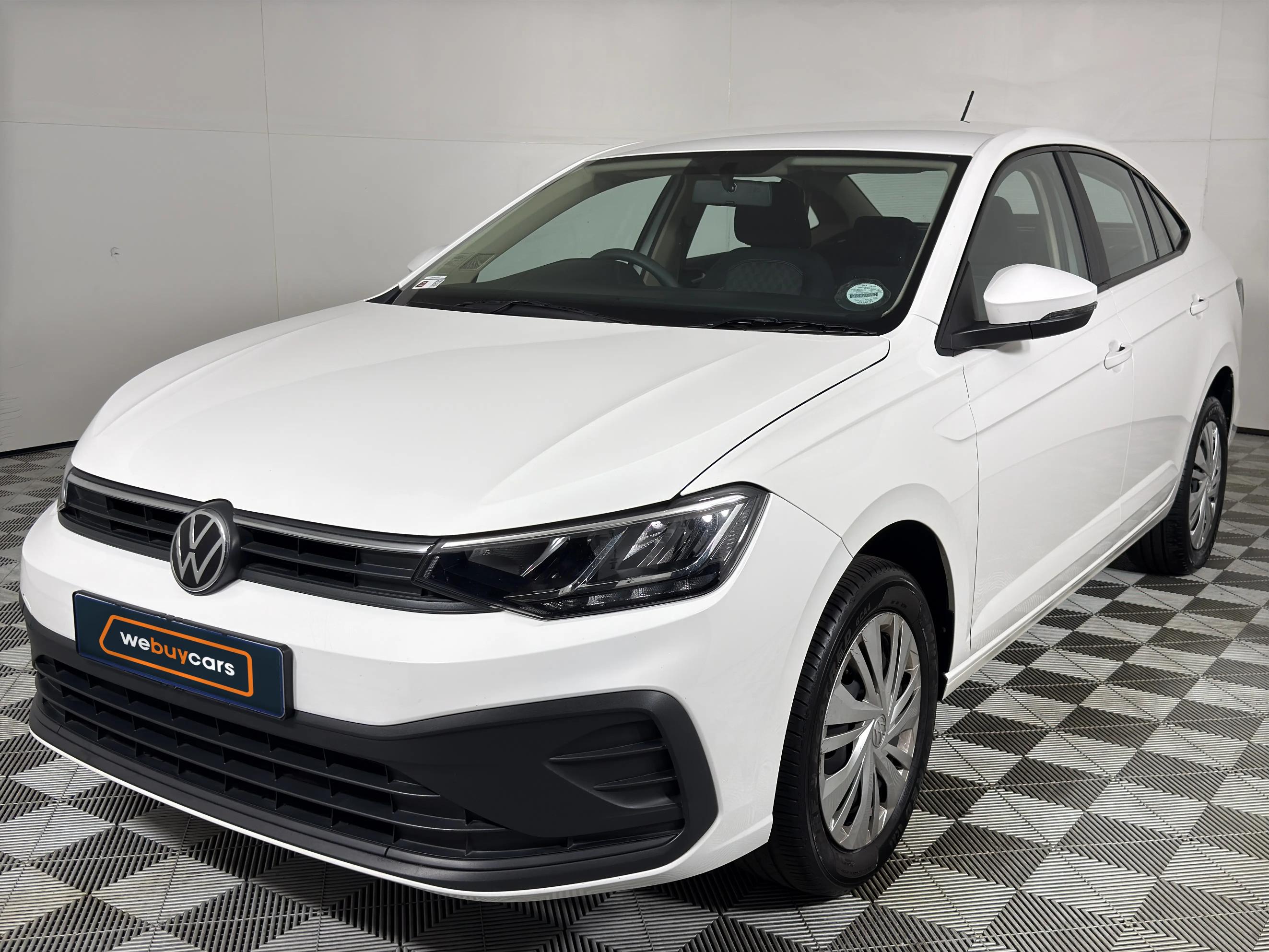 Used 2025 Volkswagen Polo sedan 1.6 auto