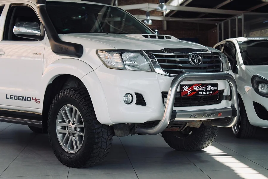 Used 2015 Toyota Hilux 3.0D-4D double cab 4x4 Raider Legend 45 auto - Midcity Motors Klerksdorp Used 2015 Toyota Hilux 3.0D-4D double cab 4x4 Raider Legend 45 auto - Midcity Motors Klerksdorp