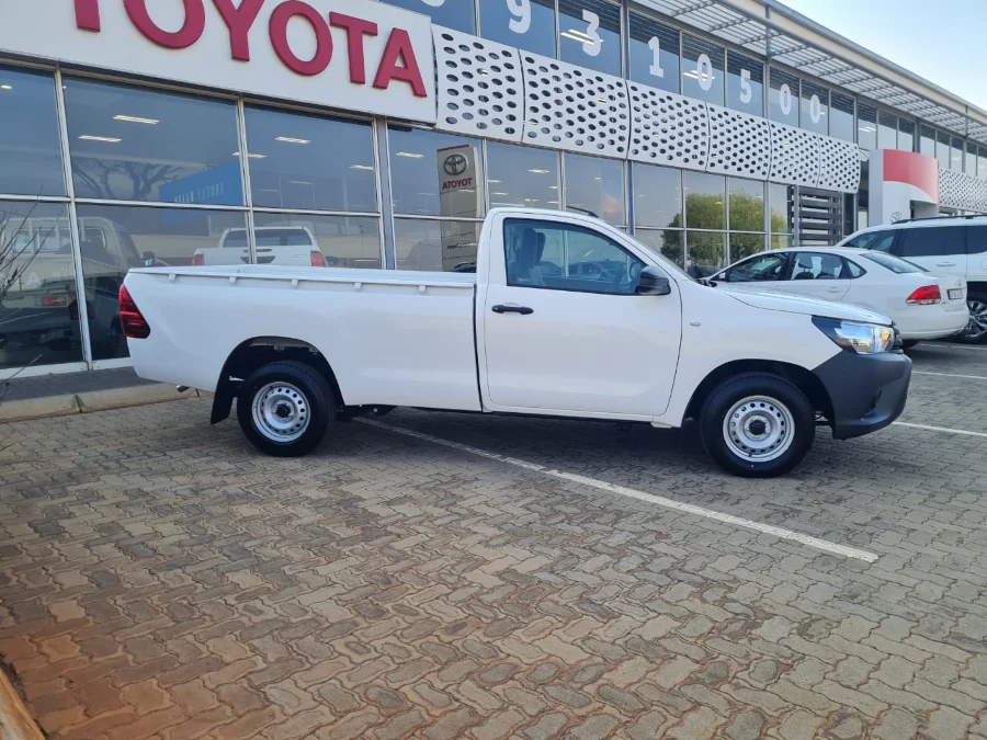 Used 2025 Toyota Hilux 2.0 single cab S (aircon) - Godrich Toyota