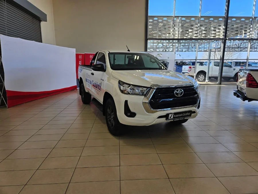 Used 2025 Toyota Hilux 2.4GD-6 single cab Raider manual - Godrich Toyota