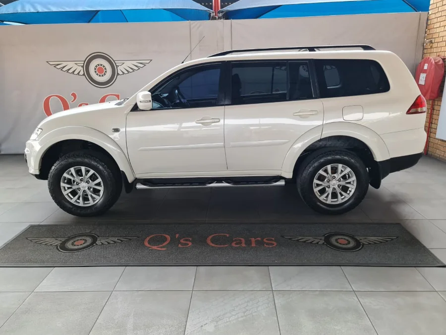 Used 2014 Mitsubishi Pajero Sport 2.5DI-D auto - Qs Cars Used 2014 Mitsubishi Pajero Sport 2.5DI-D auto - Qs Cars