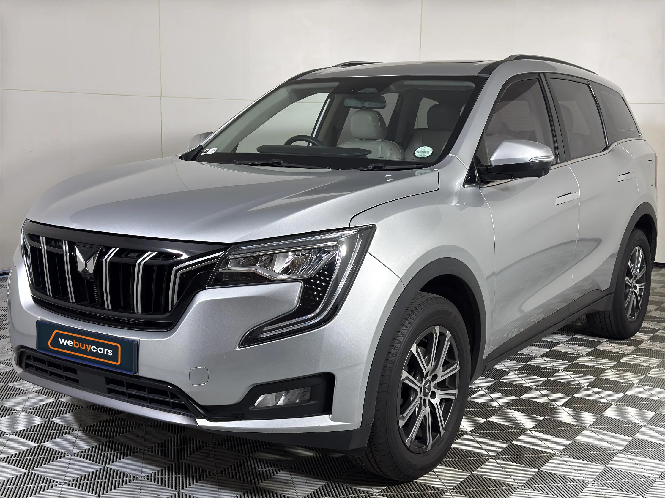 Used 2023 Mahindra XUV700 2.0T AX7L