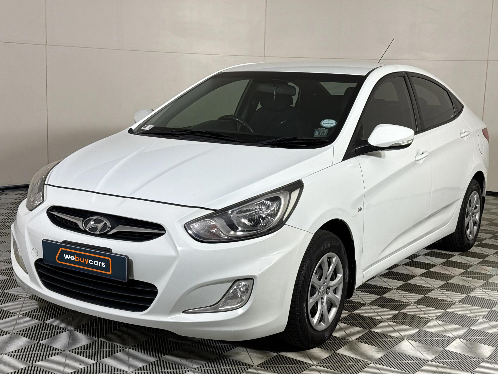 Used 2012 Hyundai Accent sedan 1.6 Fluid auto