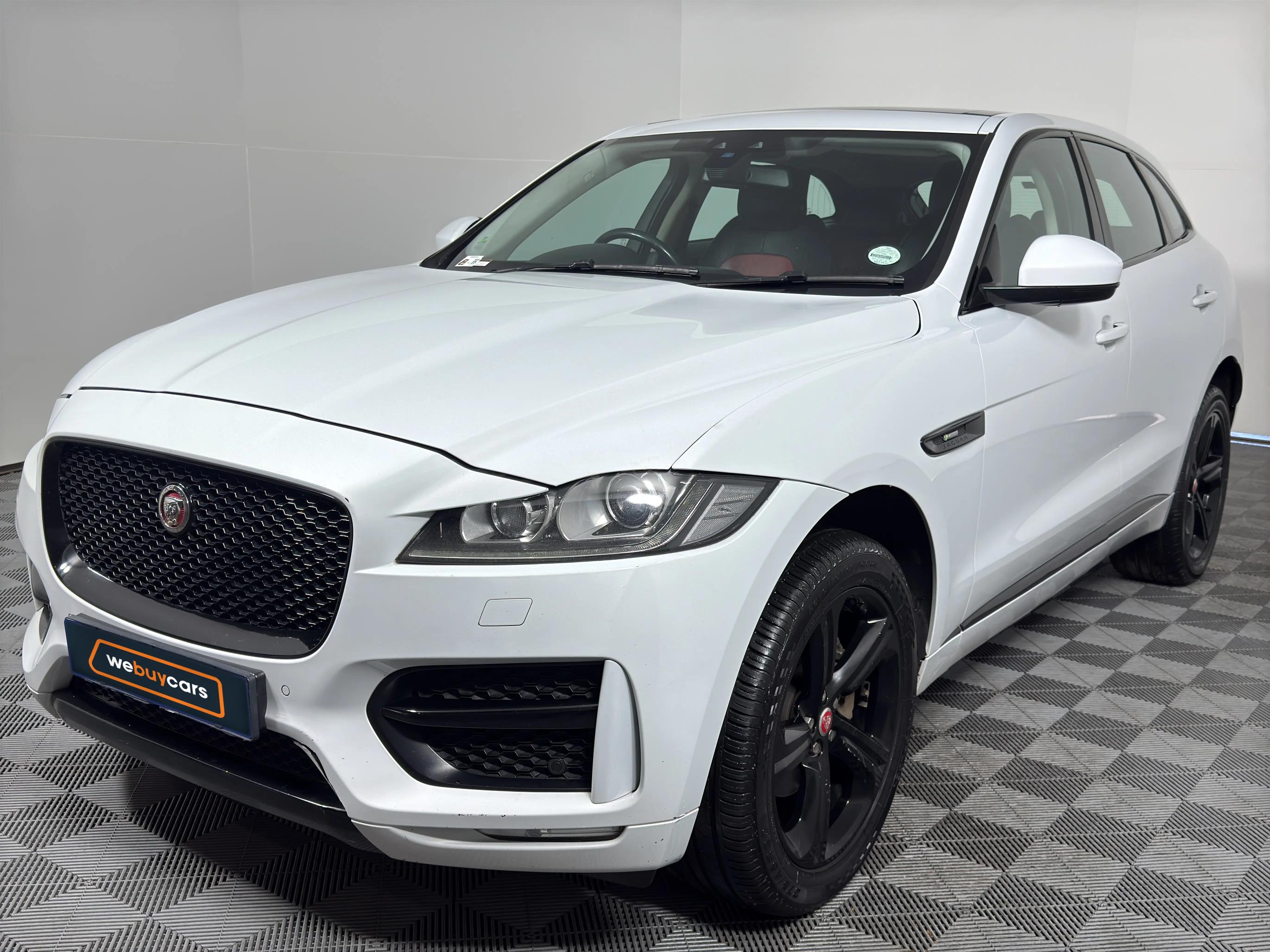 Used 2016 Jaguar F-Pace 20d AWD Chequered Flag