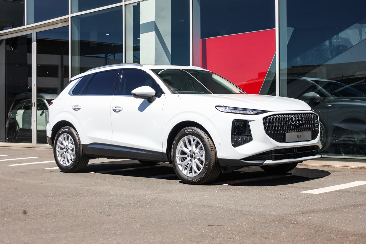 New 2026 Audi Q3 TFSI Advanced