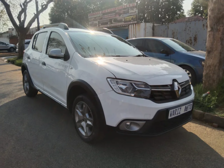Used 2018 Renault Sandero 66kW turbo Stepway Expression - Wariz Auto Used 2018 Renault Sandero 66kW turbo Stepway Expression - Wariz Auto