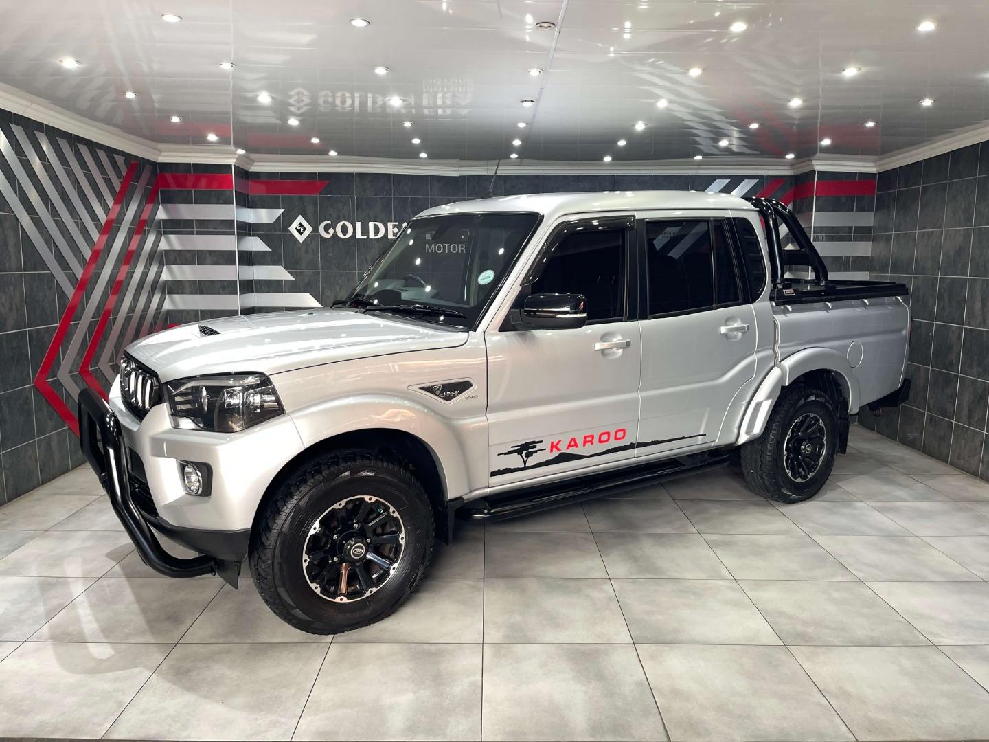 Used 2023 Mahindra Pik Up 2.2CRDe double cab S11
