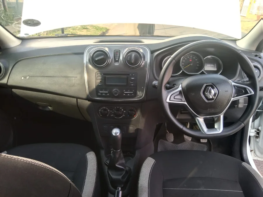 Used 2018 Renault Sandero 66kW turbo Stepway Expression - Wariz Auto Used 2018 Renault Sandero 66kW turbo Stepway Expression - Wariz Auto