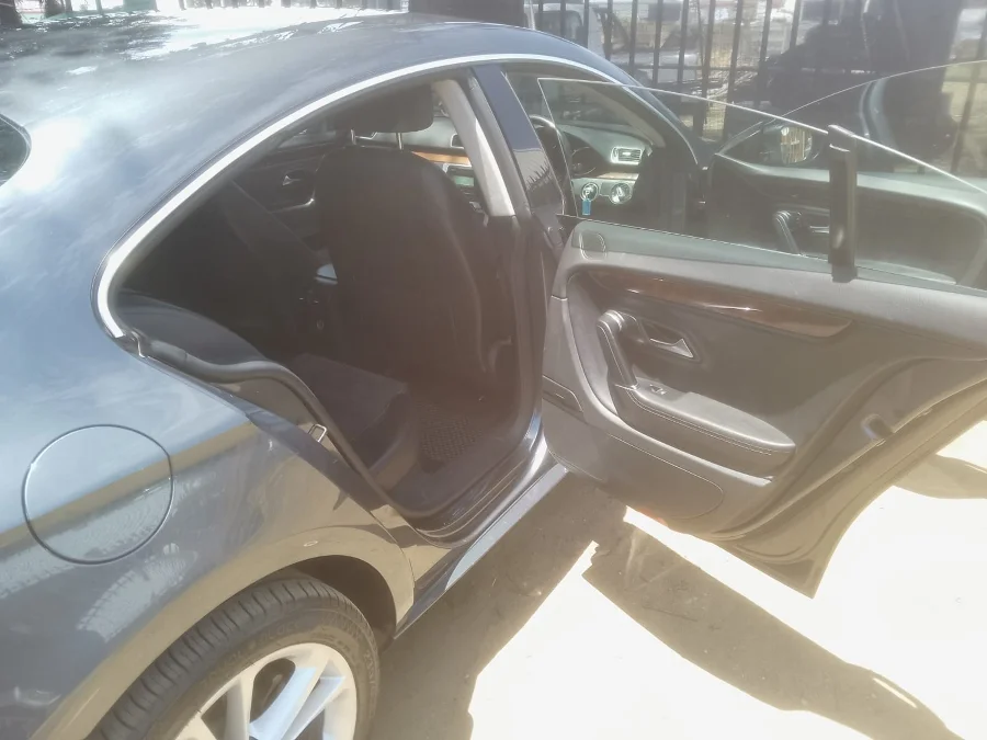 New 2012 Volkswagen CC 2.0TDI Highline auto - Private Seller New 2012 Volkswagen CC 2.0TDI Highline auto - Private Seller