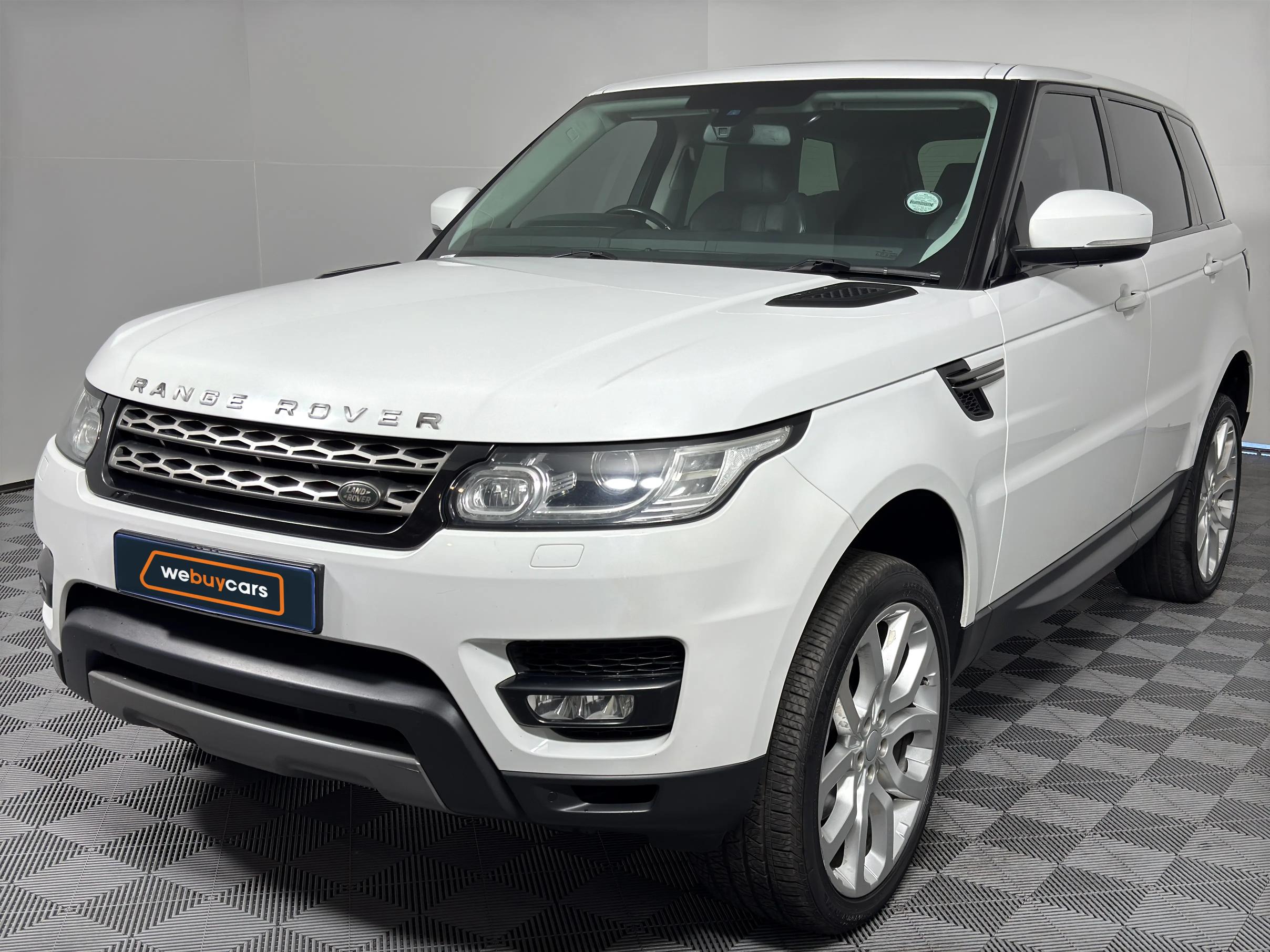 Used 2015 Land Rover Range Rover Sport SE SCV6