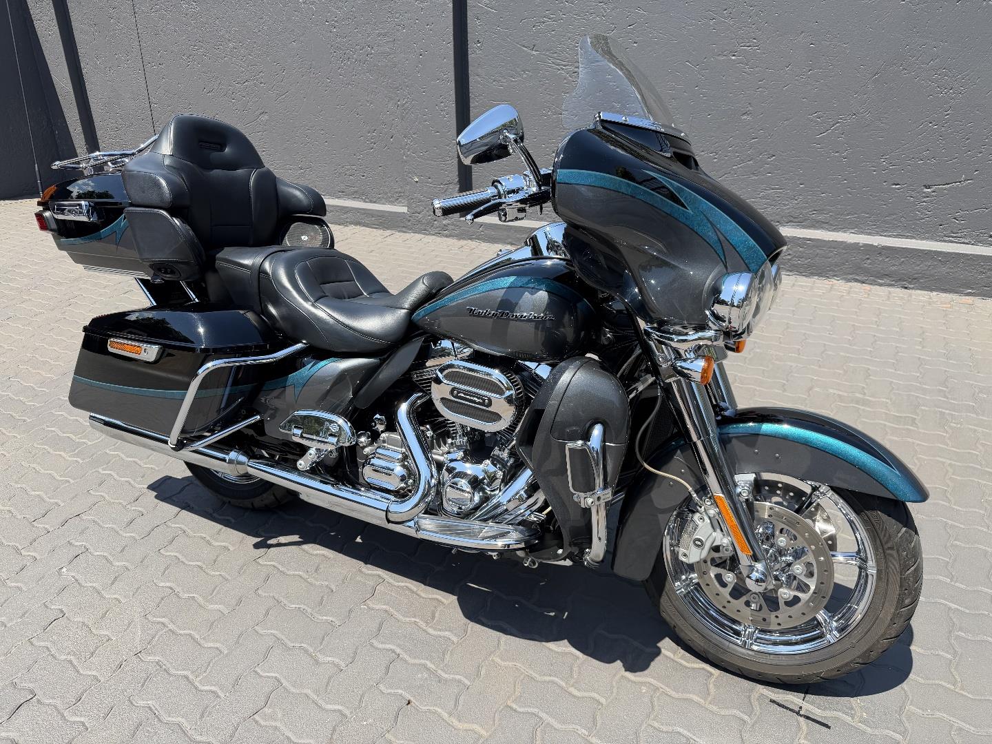 Used 2015 Harley Davidson CVO Ultra Limited