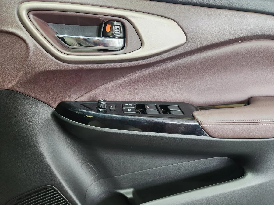 Preloaded Image 17 Preloaded Image 17