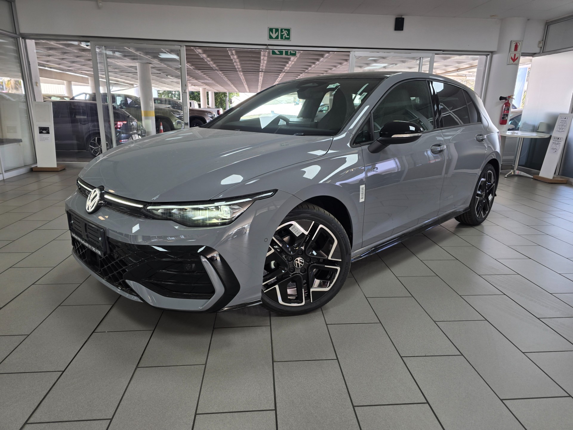 New 2026 Volkswagen Golf 1.4TSI R-Line Plus