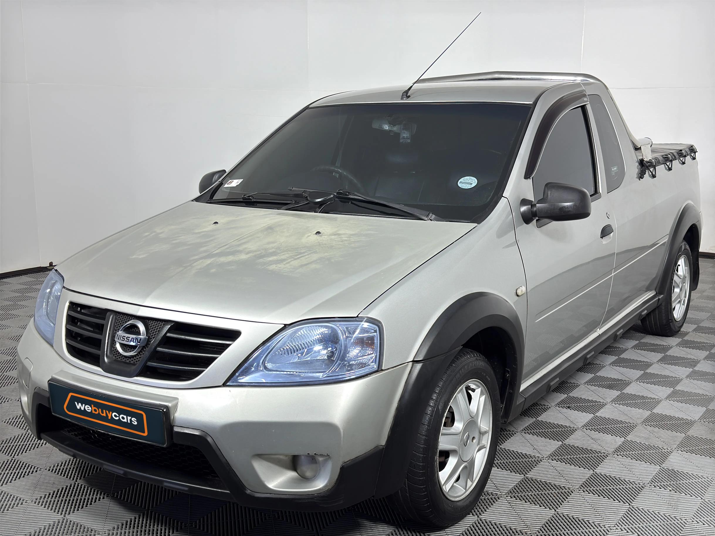 Used 2013 Nissan NP200 1.6 16v mid