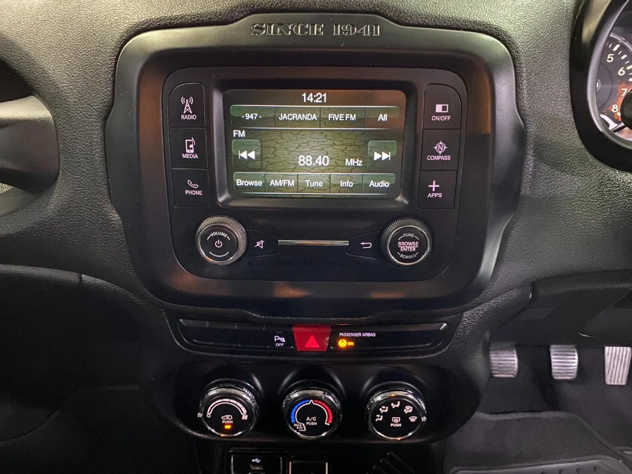 Used 2016 Jeep Renegade 1.6L Longitude - BOTHA AND DEYSEL EXECUTIVE MOTORS Used 2016 Jeep Renegade 1.6L Longitude - BOTHA AND DEYSEL EXECUTIVE MOTORS