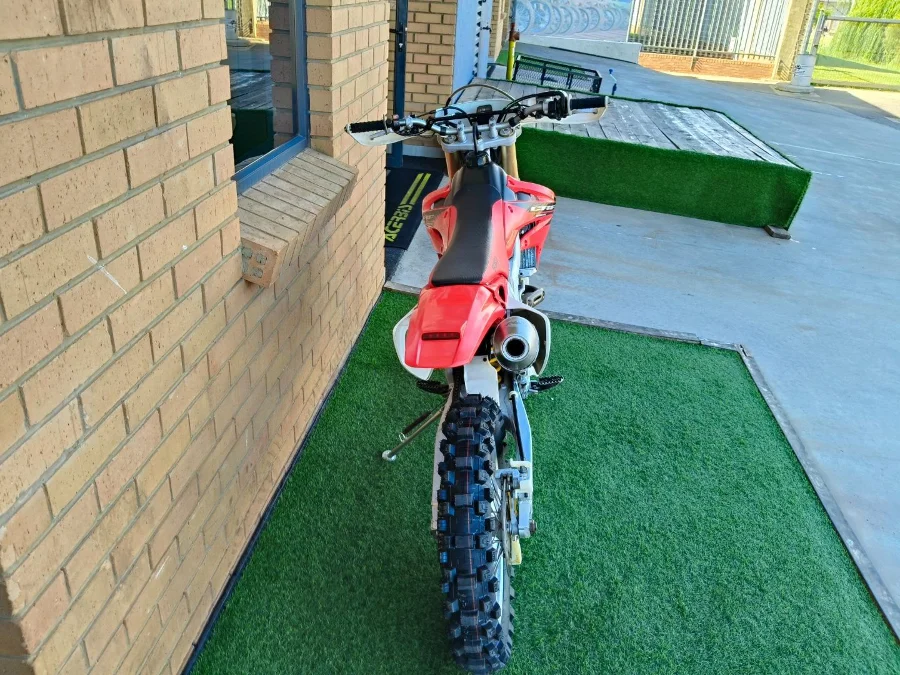 Used 2008 Honda CRF 250 X Manual - The Diff And Chain Used 2008 Honda CRF 250 X Manual - The Diff And Chain