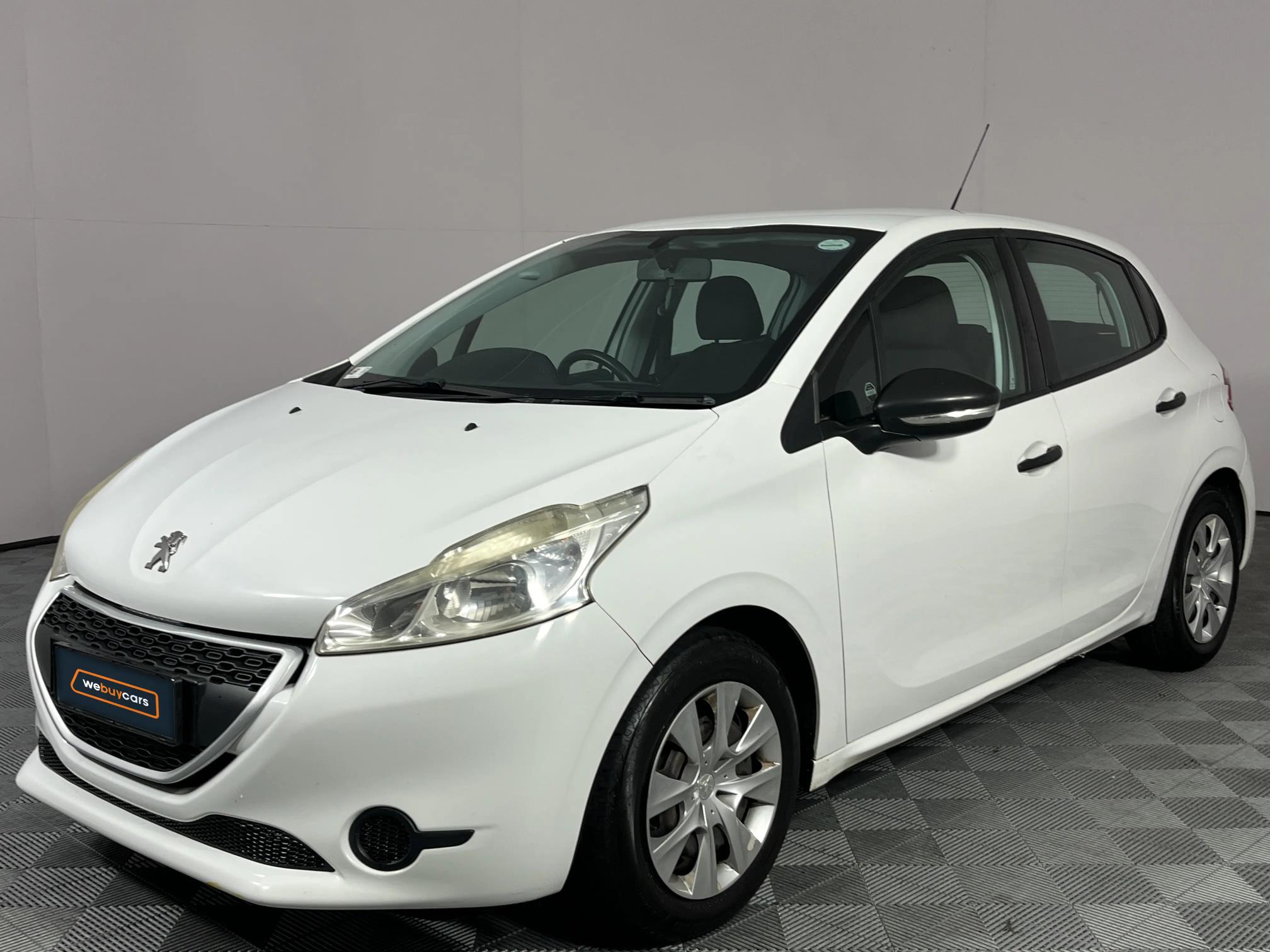 Used 2014 Peugeot 208 5-door 1.2 Active