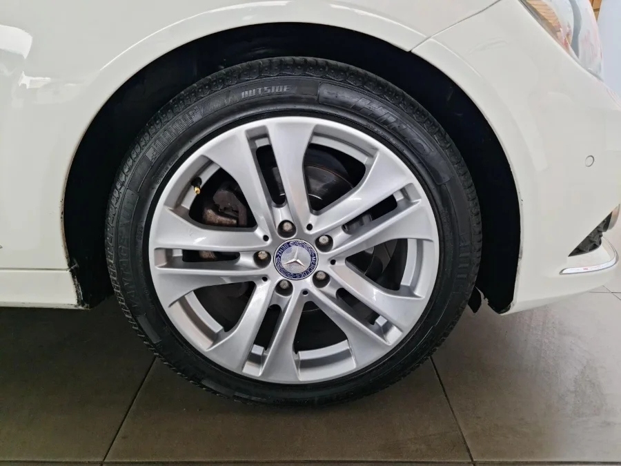 Used 2012 Mercedes-Benz C-Class C200 Avantgarde AMG Sports - Qs Cars Used 2012 Mercedes-Benz C-Class C200 Avantgarde AMG Sports - Qs Cars