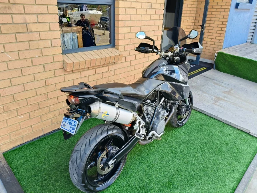 Used 2009 KTM SMT 990 Manual - The Diff And Chain Used 2009 KTM SMT 990 Manual - The Diff And Chain