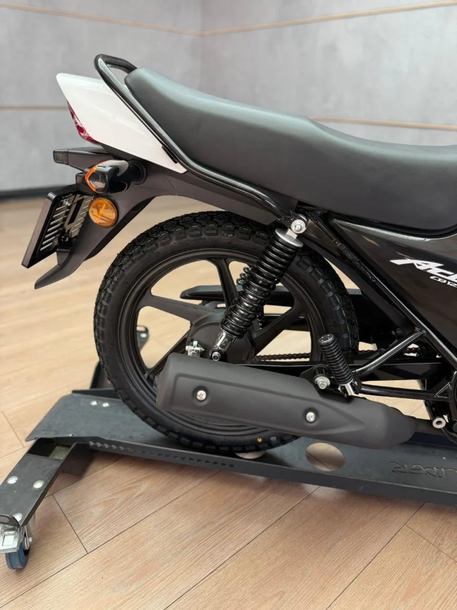 New 2025 Honda ACE 125 - White - UB Leisure New 2025 Honda ACE 125 - White - UB Leisure