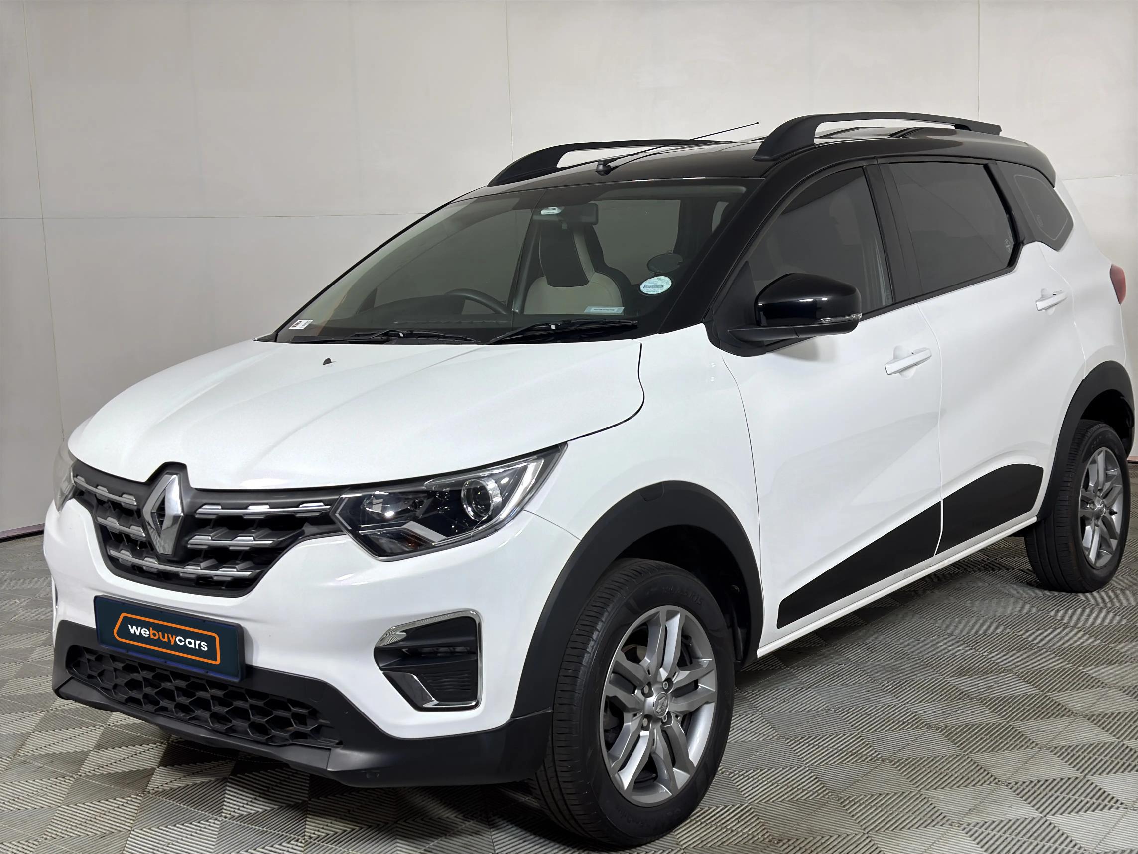 Used 2024 Renault Triber 1.0 Prestige auto