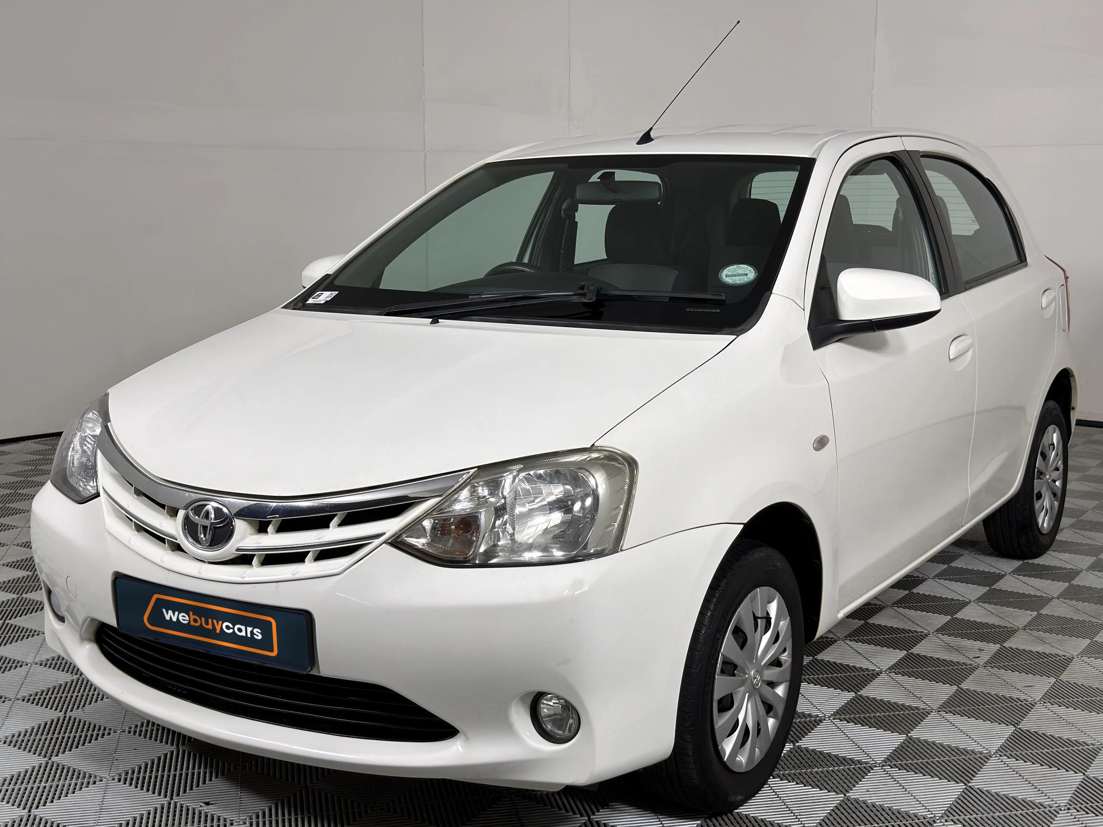 Used 2013 Toyota Etios hatch 1.5 Sprint