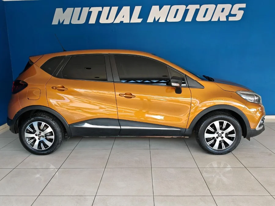 Used 2020 Renault Captur 66kW turbo Blaze - Mutual Motors