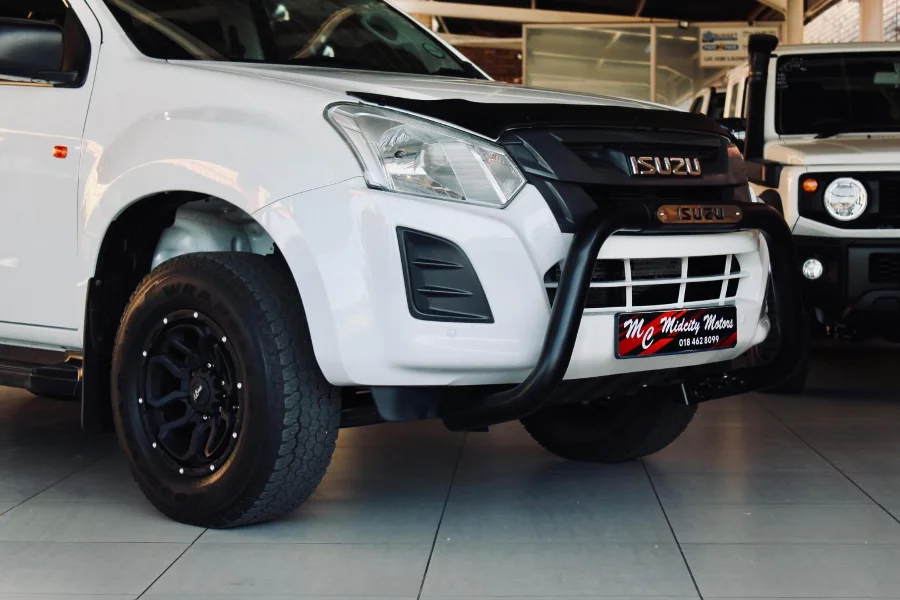 Used 2021 Isuzu D-Max Gen 6 250 double cab Hi-Ride manual - Midcity Motors Klerksdorp Used 2021 Isuzu D-Max Gen 6 250 double cab Hi-Ride manual - Midcity Motors Klerksdorp