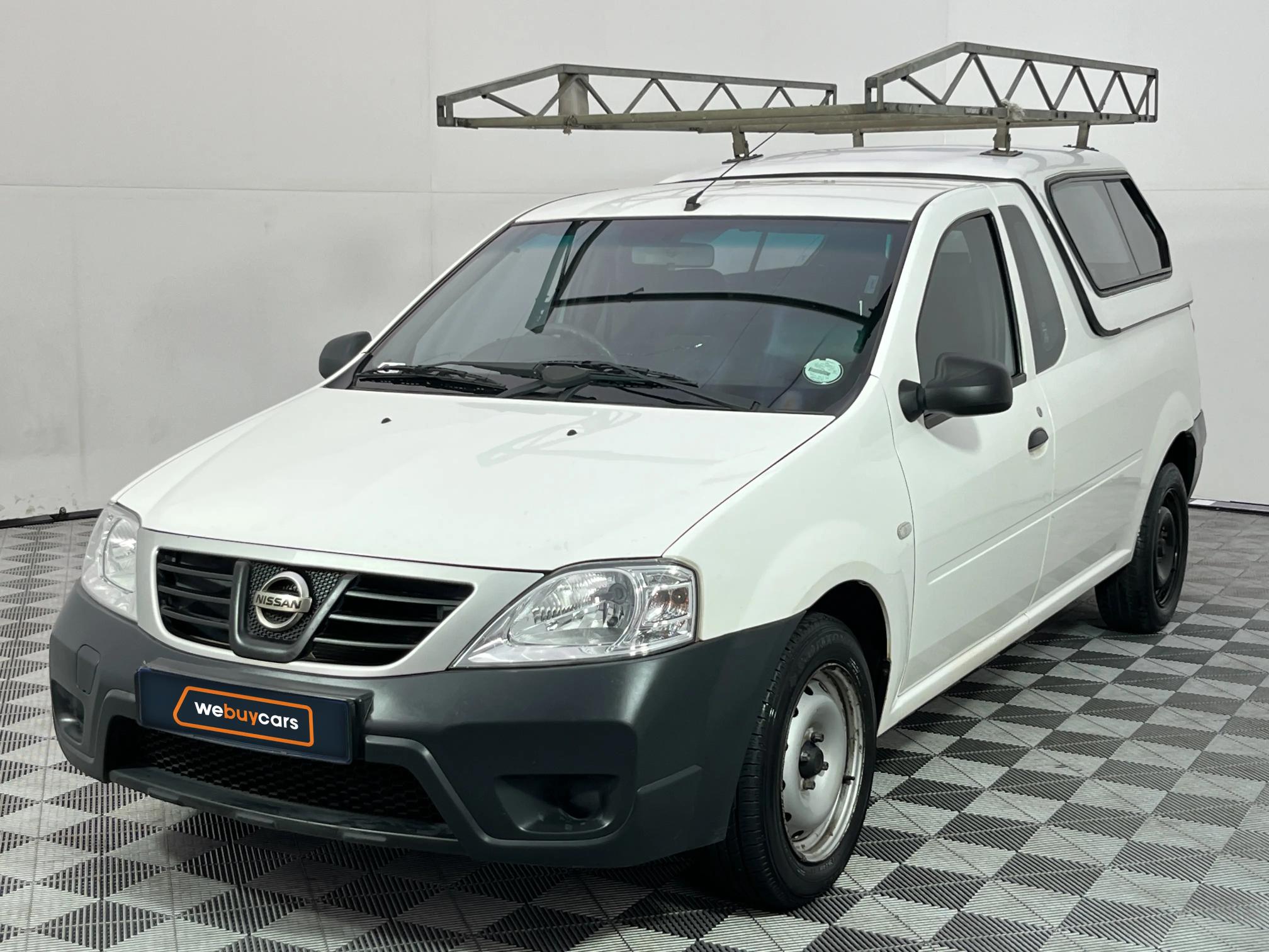 Used 2020 Nissan NP200 1.6i safety pack