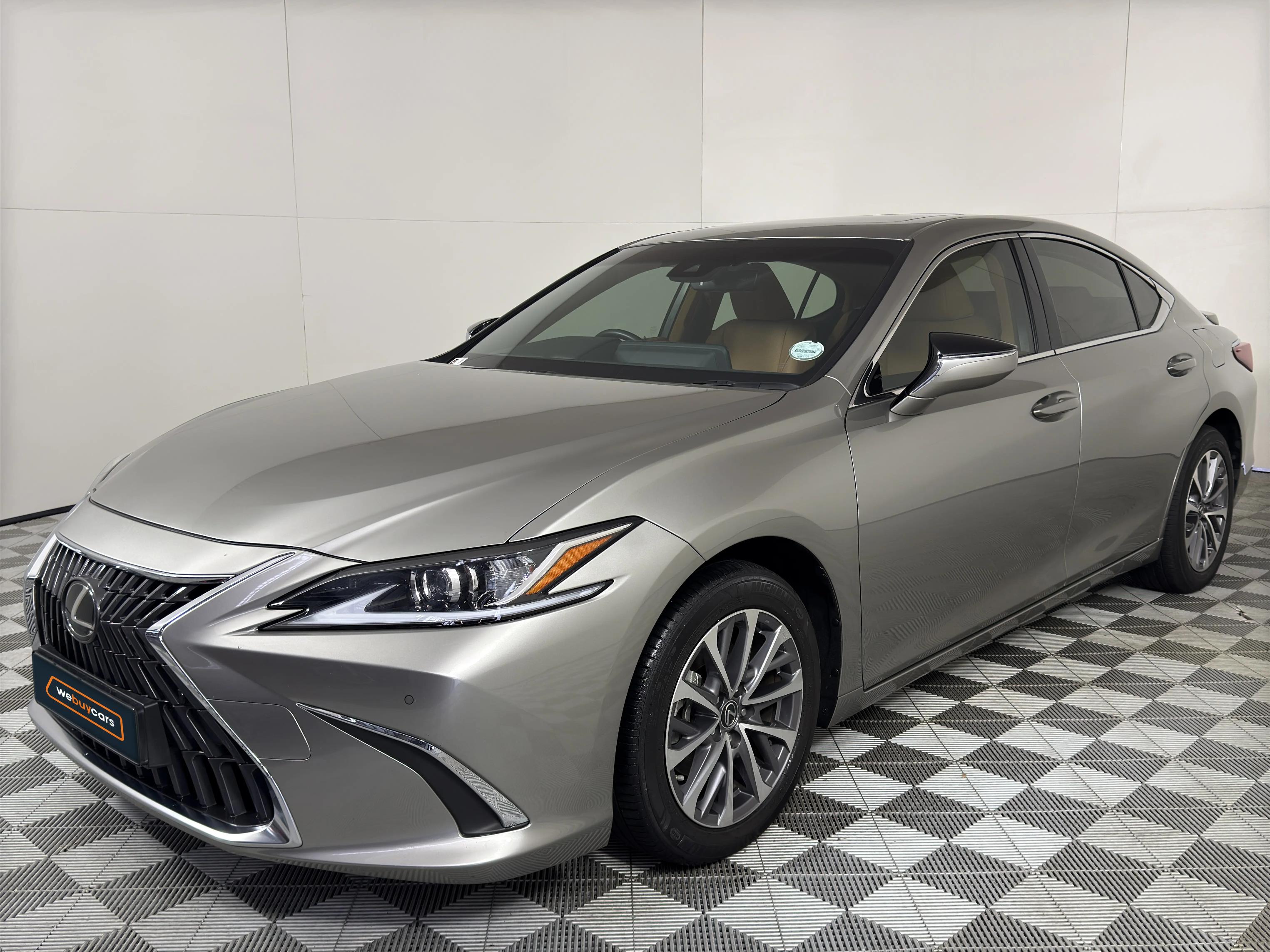 Used 2023 Lexus ES 300h EX