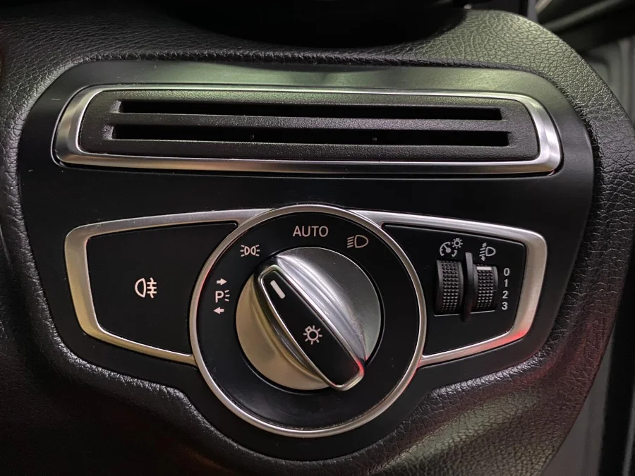 Used 2017 Mercedes-Benz C-Class C180 Avantgarde auto - BOTHA AND DEYSEL EXECUTIVE MOTORS Used 2017 Mercedes-Benz C-Class C180 Avantgarde auto - BOTHA AND DEYSEL EXECUTIVE MOTORS