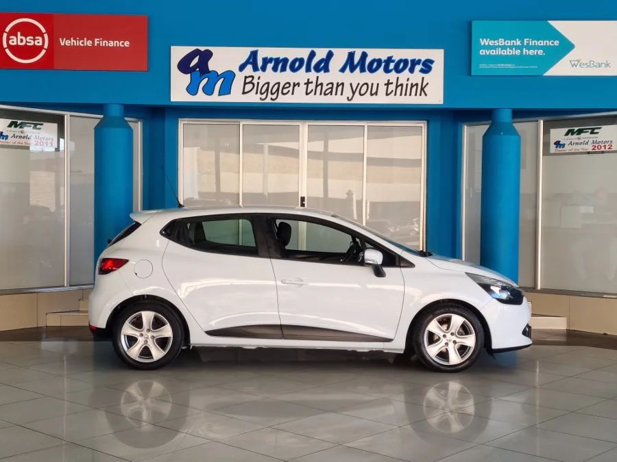Used 2015 Renault Clio 66kW turbo Expression - Arnold Motors CC Used 2015 Renault Clio 66kW turbo Expression - Arnold Motors CC