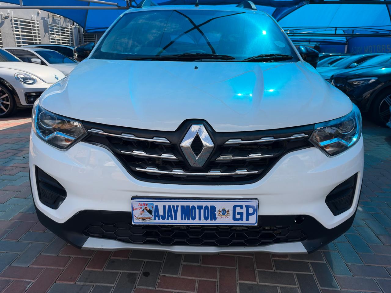 Used 2022 Renault Triber 1.0 Dynamique