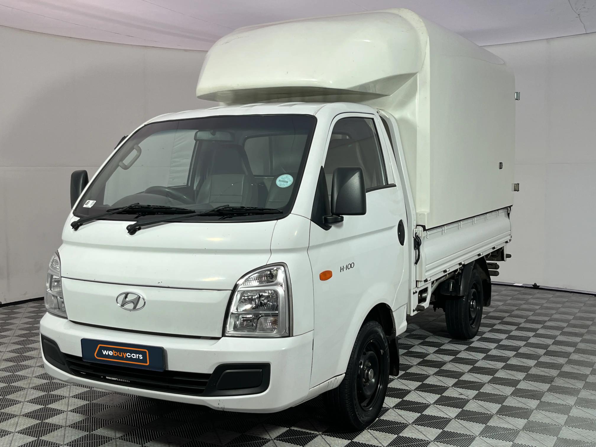 Used 2023 Hyundai H-100 Bakkie 2.6D deck