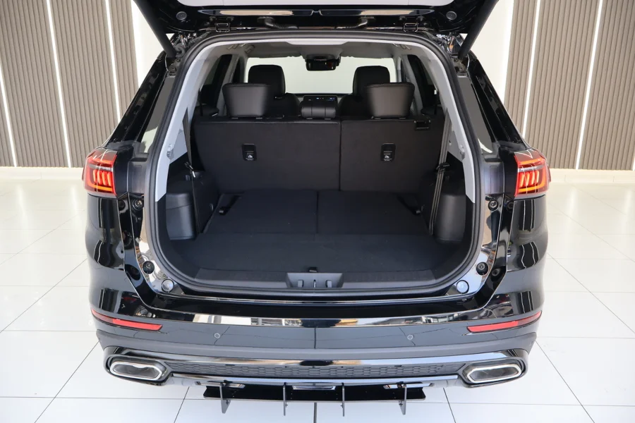 New 2025 Chery Tiggo 8 Pro 1.6TGDI 290T Executive + - Golden Era Motors New 2025 Chery Tiggo 8 Pro 1.6TGDI 290T Executive + - Golden Era Motors