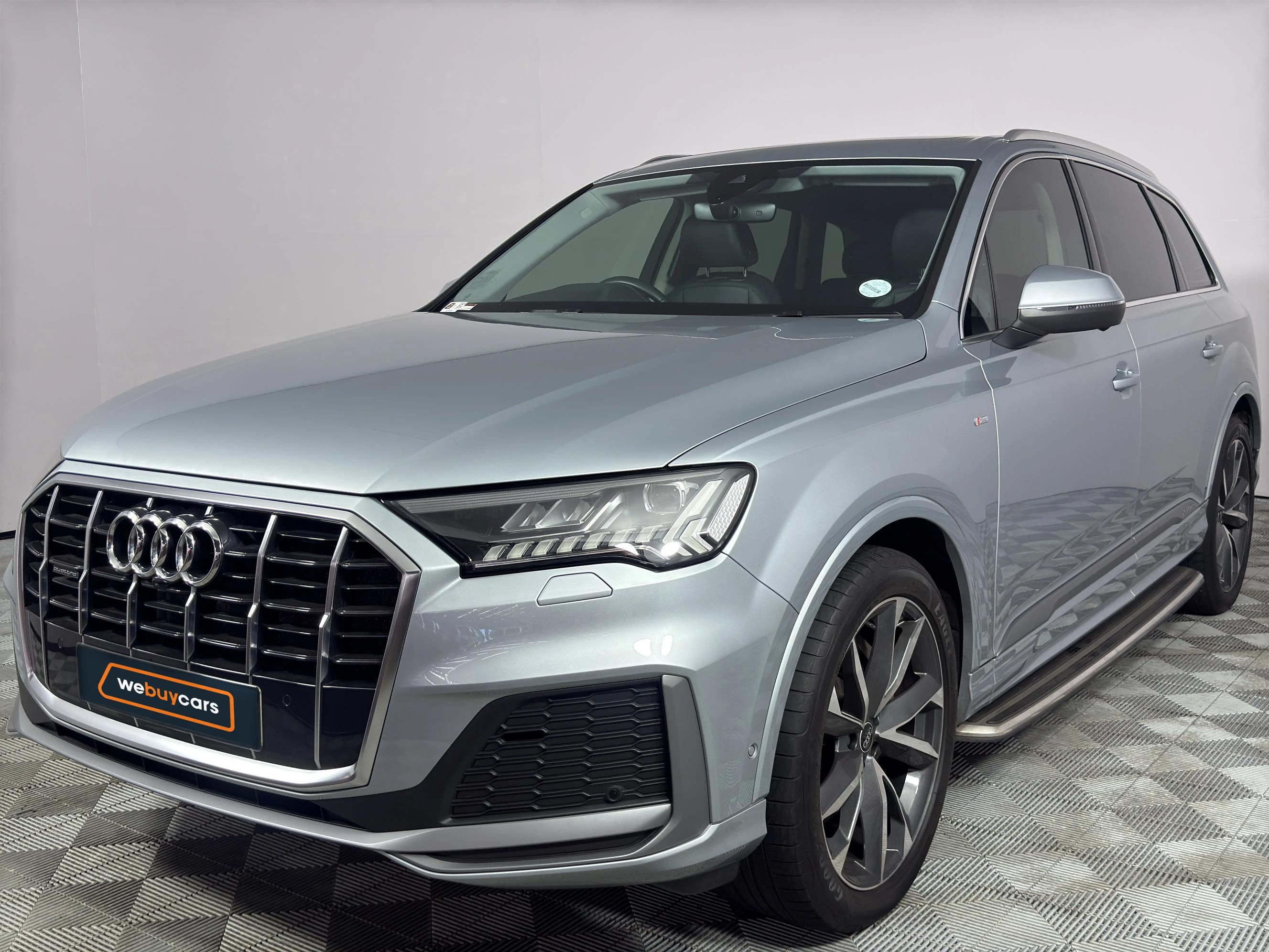 Used 2024 Audi Q7 45TDI quattro S line