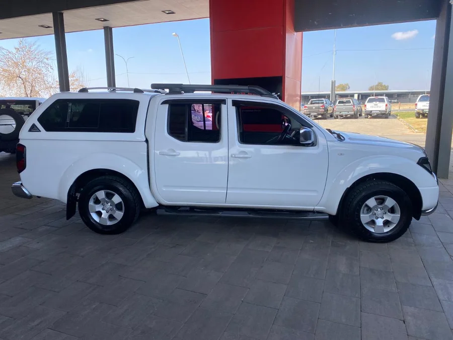 Used 2012 Nissan Navara 2.5DDTi double cab SE manual - Highway Motors