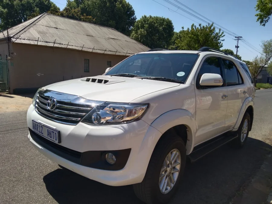 Used 2013 Toyota Fortuner 2.5D-4D - Wariz Auto Used 2013 Toyota Fortuner 2.5D-4D - Wariz Auto