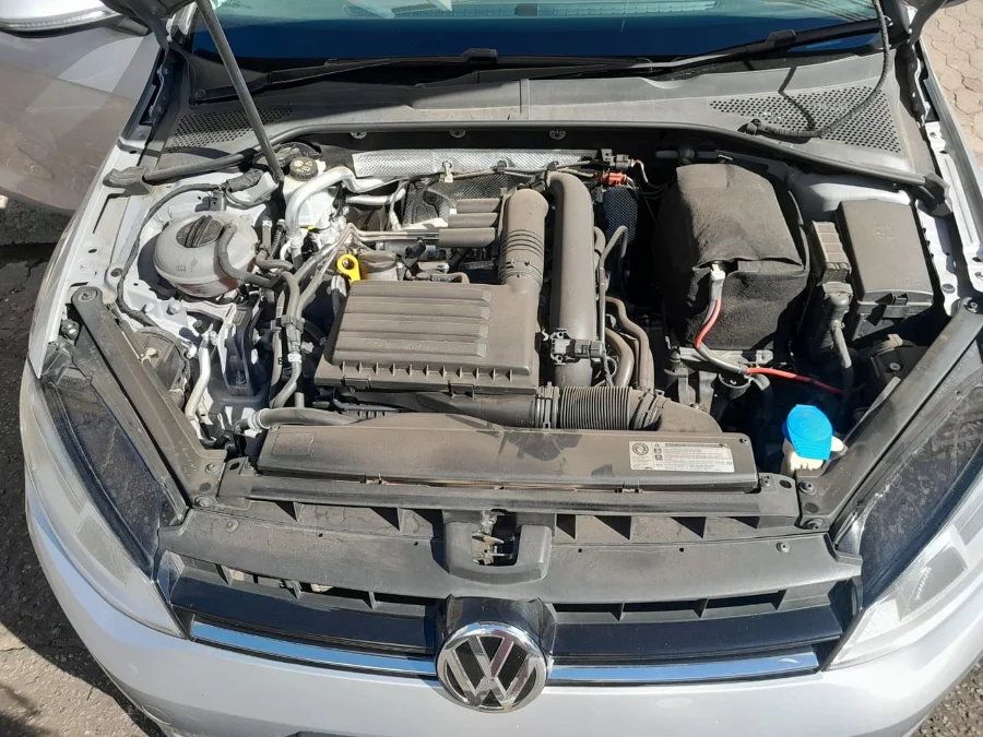 Used 2014 Volkswagen Golf 1.4TSI Trendline - Carmart Auto Dealer Used 2014 Volkswagen Golf 1.4TSI Trendline - Carmart Auto Dealer