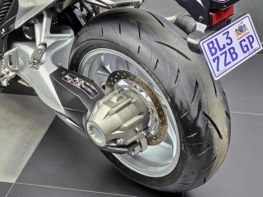 Used 2011 Honda VFR 1200 F - Bikeshop Boksburg Used 2011 Honda VFR 1200 F - Bikeshop Boksburg