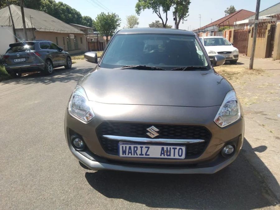 Used 2023 Suzuki Swift 1.2 GLX manual - Wariz Auto Used 2023 Suzuki Swift 1.2 GLX manual - Wariz Auto