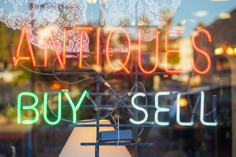 Antiques, Antiques for sale, Junk Mail, Antique furniture, Photo by Samuel Ramos on Unsplash.jpg
