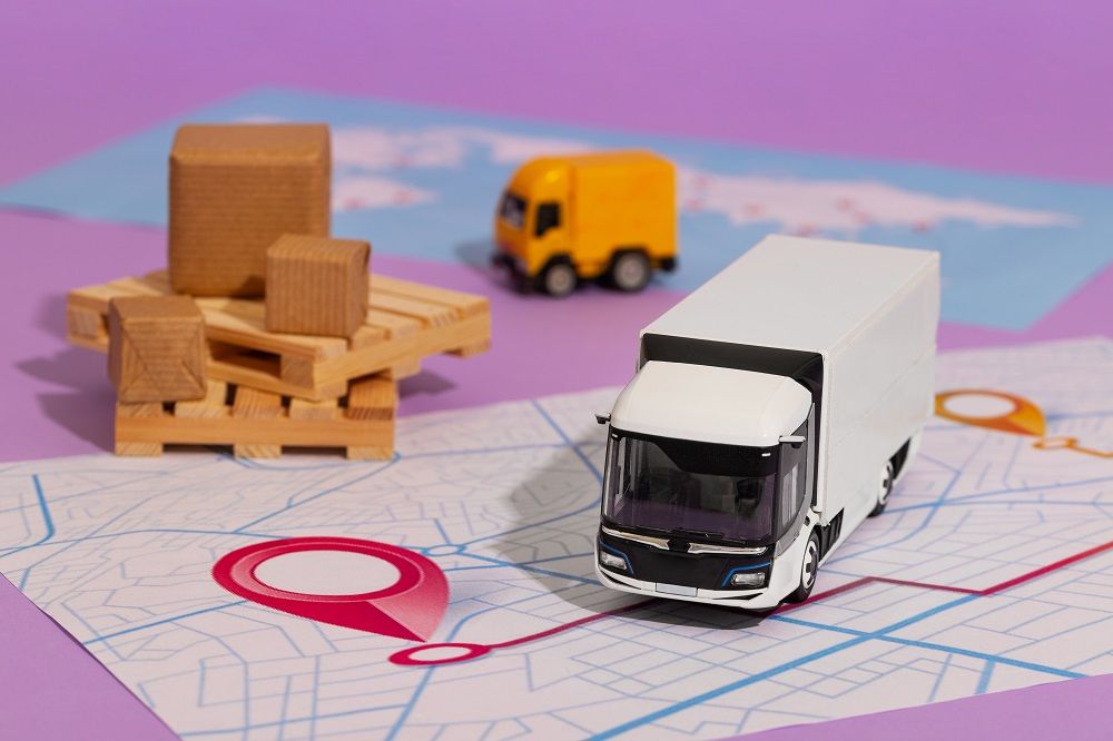 Benefits of truck driving, truck driving, long-haul truck driving, truck driver, trucks on Truck & Trailer, Photo from Freepik.jpg