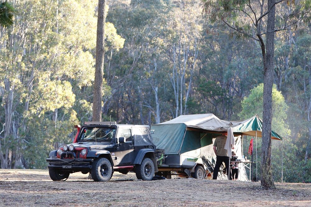 Camping trailers, trailers, camping trailers for sale on Junk Mail, teardrop trailer, trailers for sale, Photo by Andrew Hunt on Unsplash.jpg
