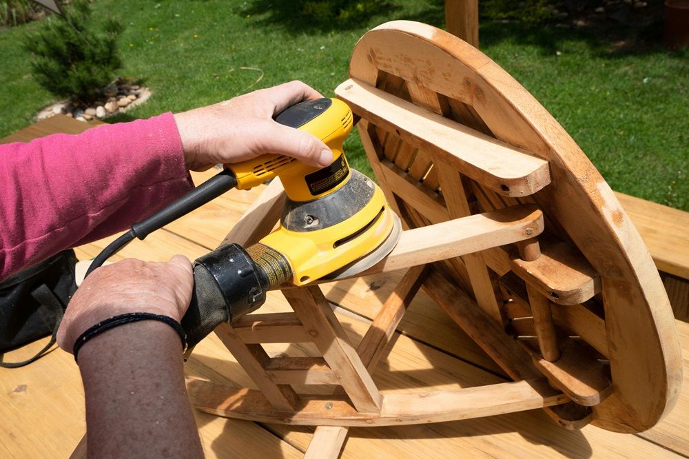 DIY outdoor furniture, outdoor furniture projects, furniture, outdoor furniture on Junk Mail, Photo by Frank Schrader on Pexels.jpg