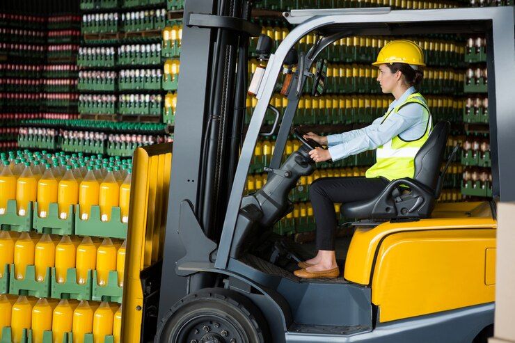 Electric vs. Gas Forklifts, forklift, Electric Forklifts, Gas Forklifts, forklift for sale, forklift for sale on Truck & Trailer, Photo by Wavebreakmedia_micro on Freepik.jpg