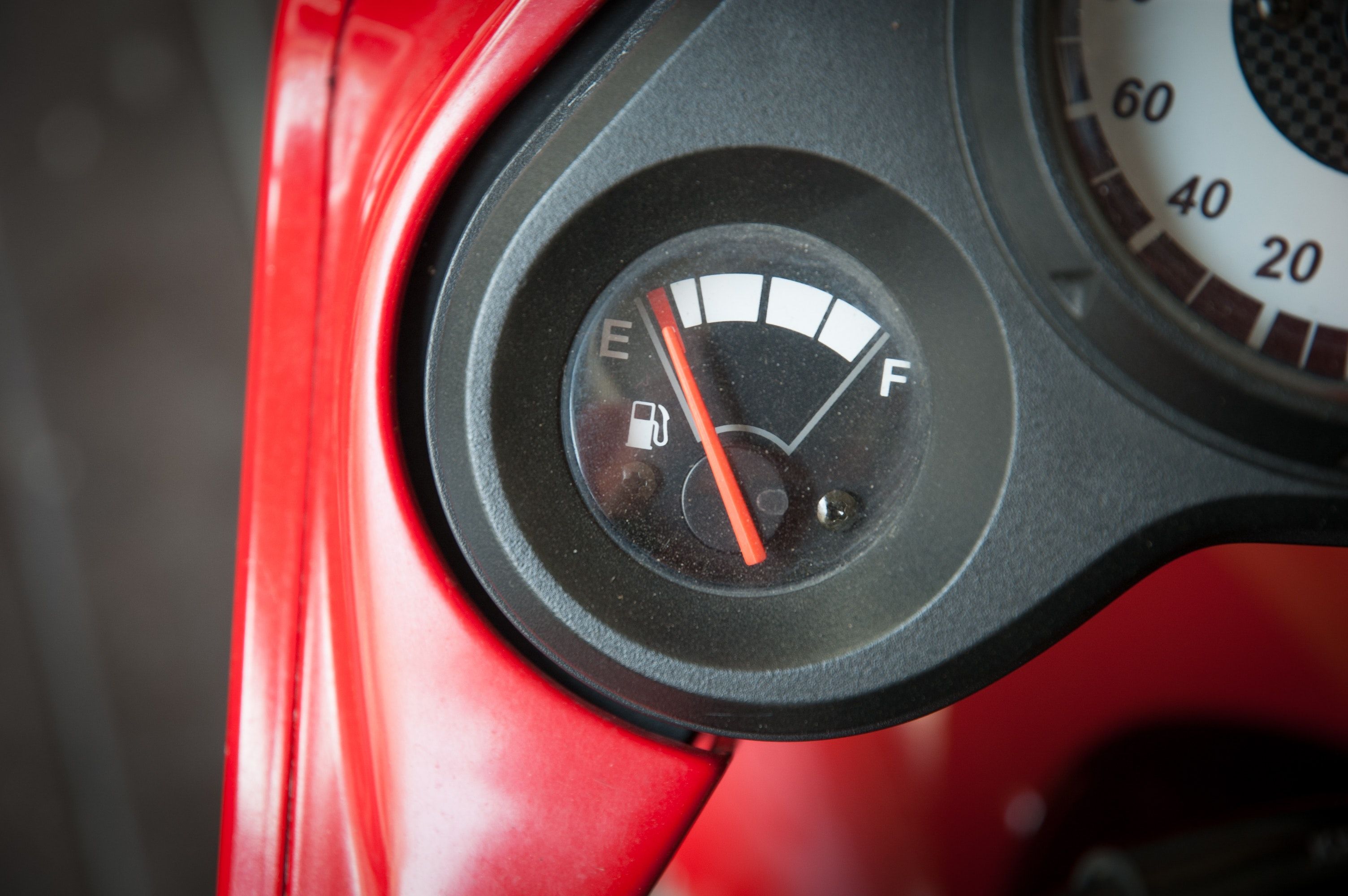 Improve your car's fuel efficiency, car fuel efficiency, fuel-efficient driving practices, cars on Auto Mart, cars, Photo by Srattha Nualsate on Pexels.jpg
