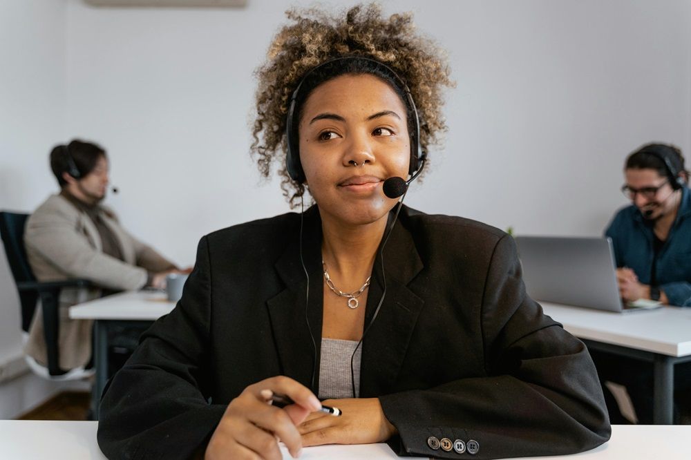 Outbound Call Centre Jobs, Call Centre Job Opportunities, job listings on Job Mail, outbound call centre work, Photo by MART  PRODUCTION on Pexels.jpg