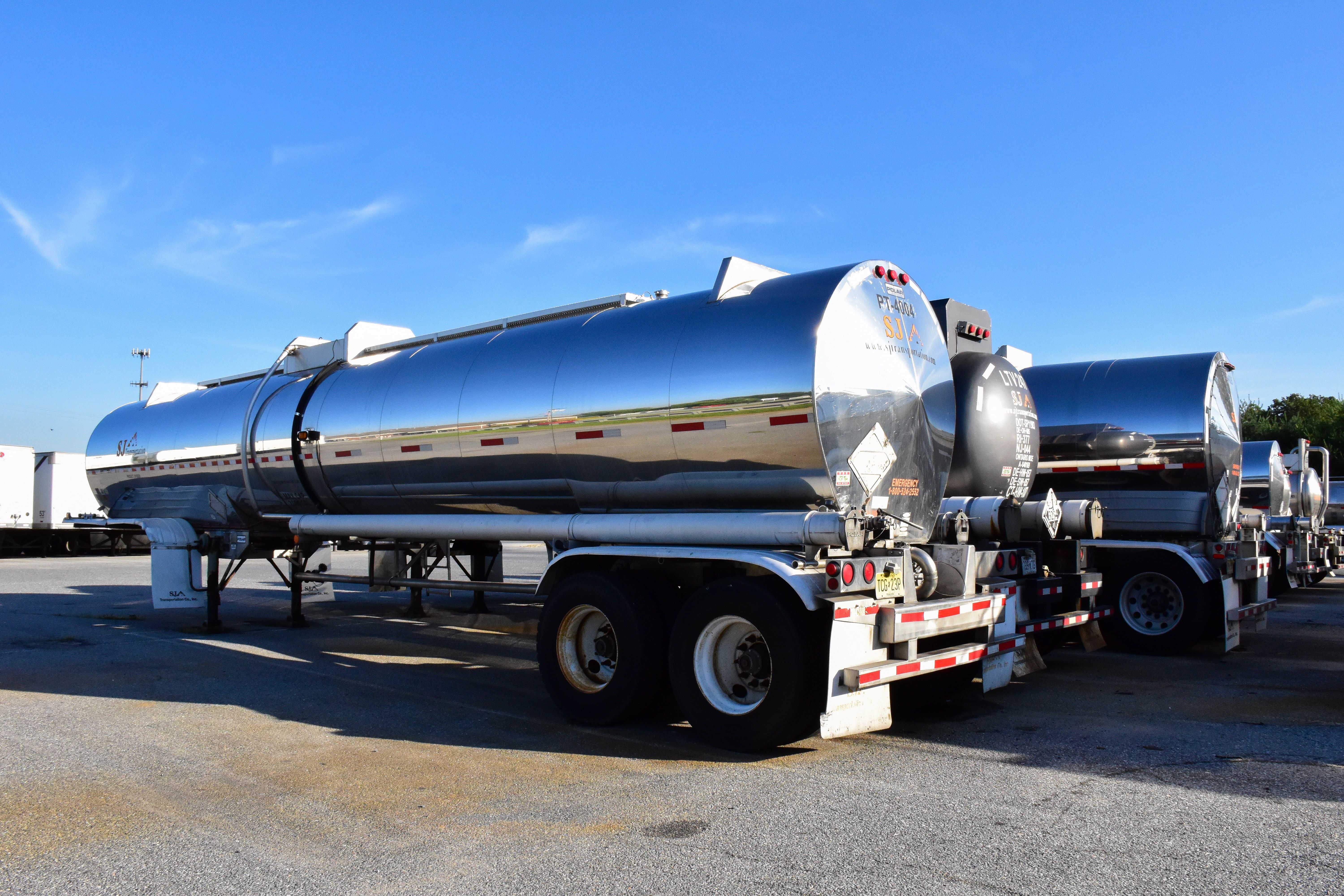 Tanker Trucks, trucks, tankers, tanker truck for sale, Truck & Trailer, trucks for sale, buy a truck.png